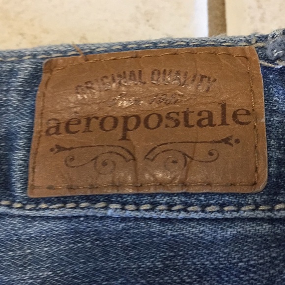 ✨✨REDUCED Women’s Aeropostale Jeans✨✨ - Picture 3 of 7